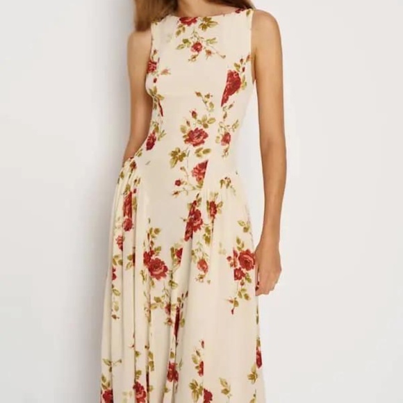 Dresses & Skirts - Sleeveless Cream Floral Maxi Dress with Red Rose Print